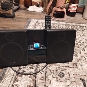 Logitech Black Dual Speaker Dock Ipod Shuffle Loaded With Harry Potter Books Etc